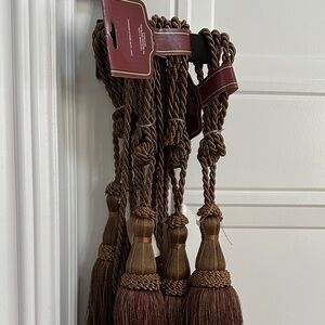 Elegant Brown Tassel Tiebacks